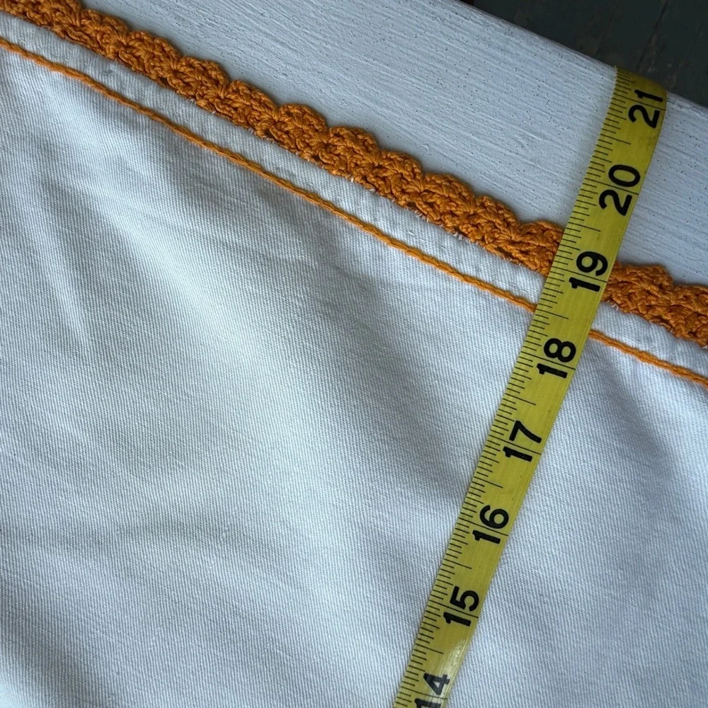 Unbranded vintage white
